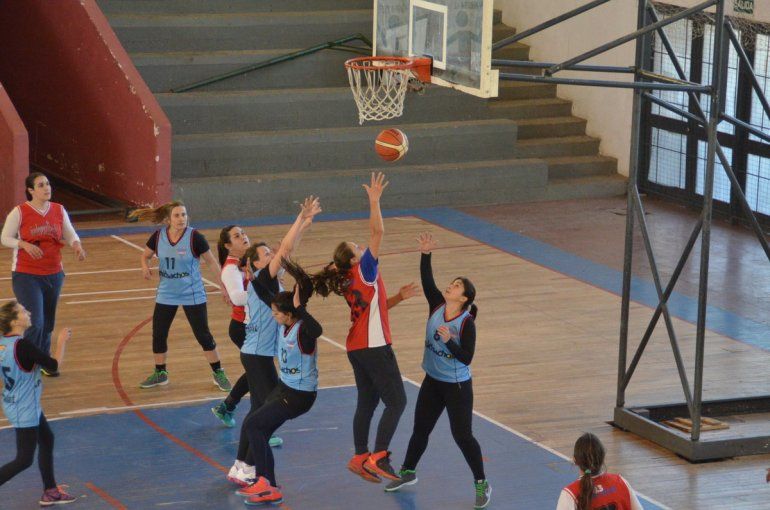 basquet_femenino.JPG