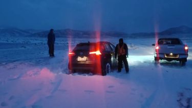 Rescatan a dos turistas alemanes en la Puna.