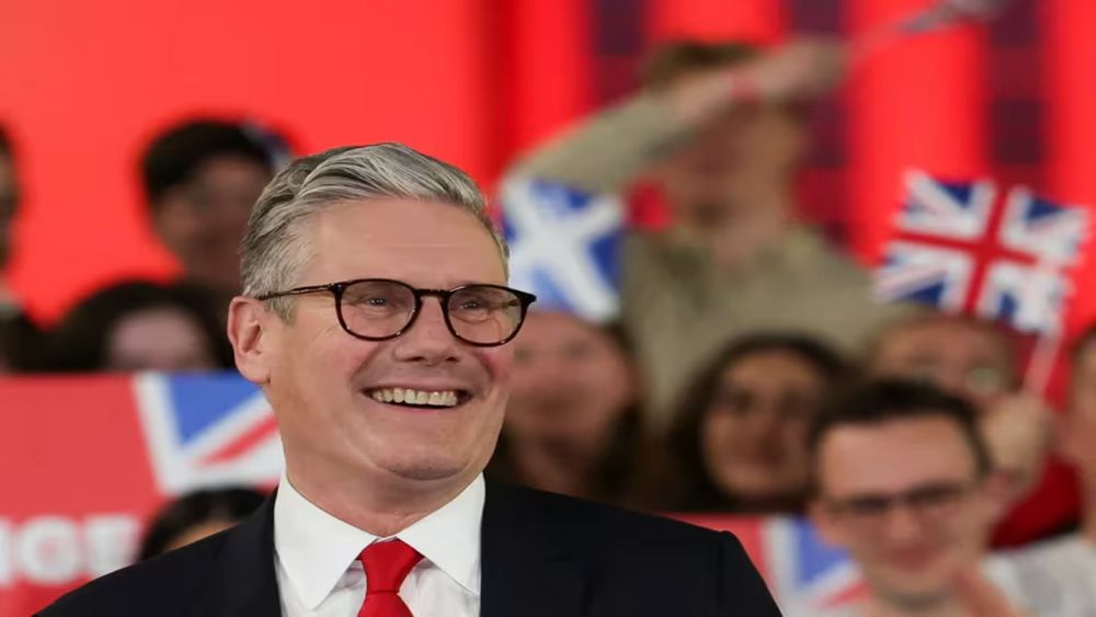 Triunfo histórico de los Laboristas en el Reino Unido: Keir Starmer puso fin a 14 años de gobierno conservador.