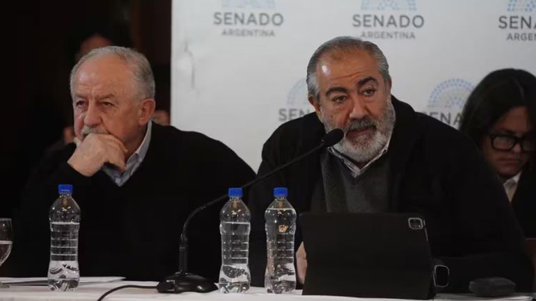 La CTA y la CGT en el plenario del Senado La CTA y la CGT en el plenario del Senado