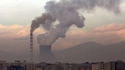 El estudio señala que la contaminación provoca la muerte de casi el mismo número de personas al año en todo el mundo que el consumo de cigarrillos.