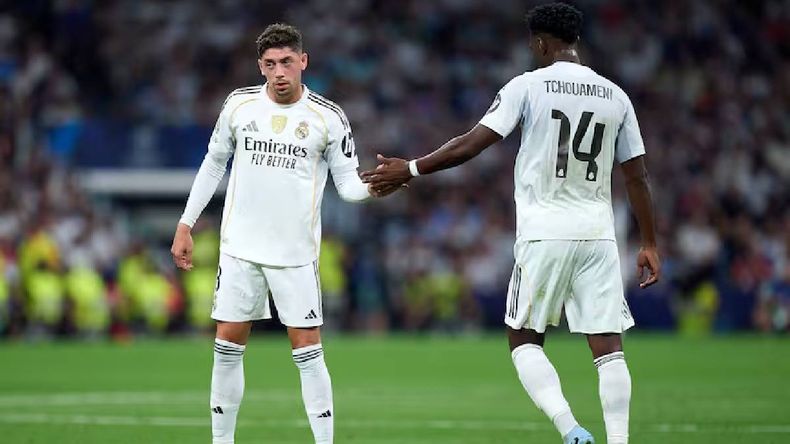 &nbsp;Federico Valverde y AurélienTchouaméni en el Real Madrid
