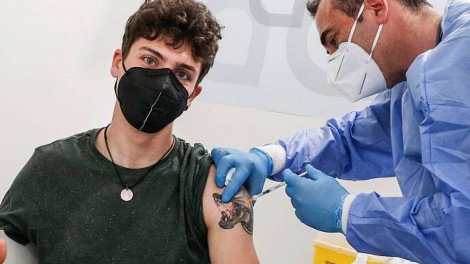 Jóvenes con comorbilidades pueden inocularse en el VacuMóvil