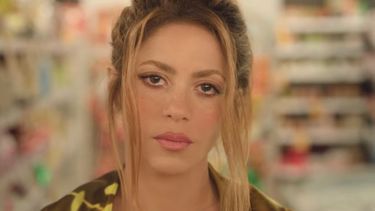 Shakira estrenó un nuevo tema llamado Monotonía.