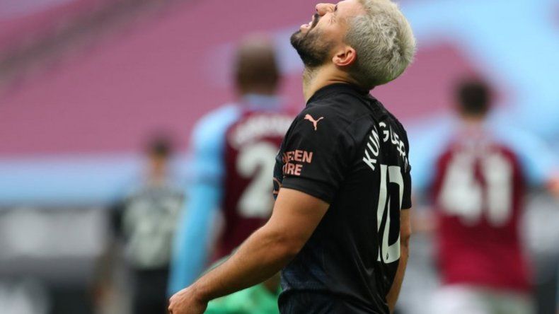 Se lesionó el Kun Agüero, otra vez