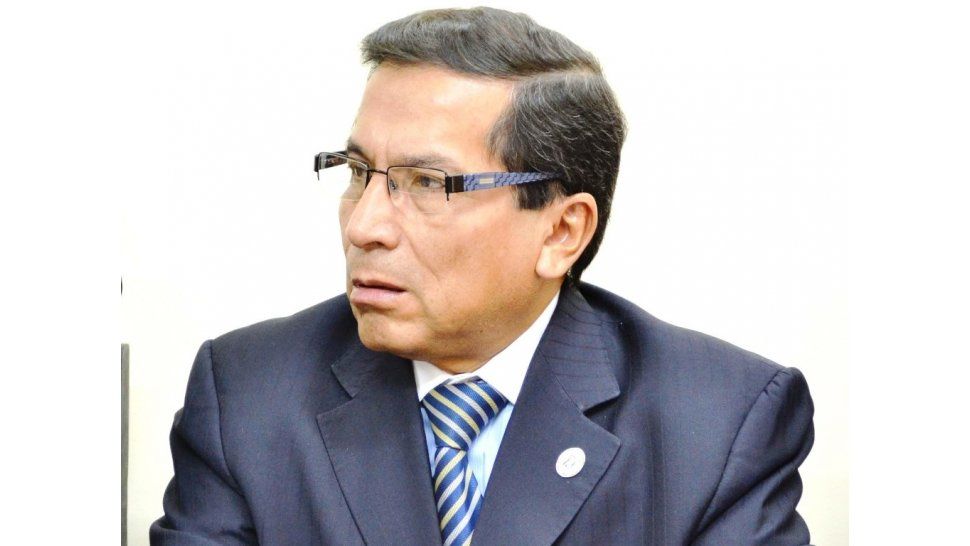 Víctor Galarza - Defensor del Pueblo