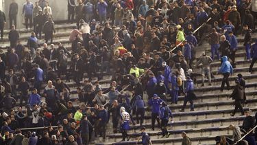 El presidente de Talleres responsabilizó a su homólogo de Vélez por los incidentes ocurridos en el partido de ida de la Copa Libertadores.
