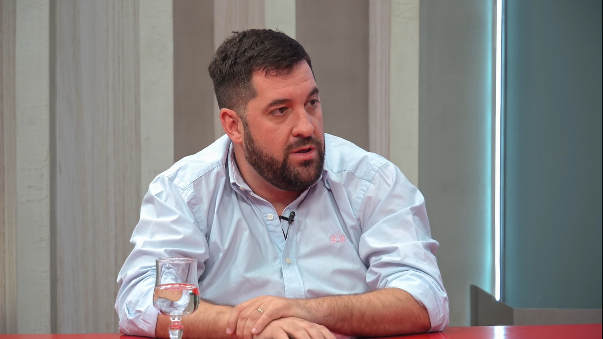 Soy un libertario genuino y no quiero vivir de la política, dijo Alfredo Gonzáles
