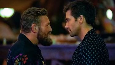 Amazon Prime Video presentó el primer tráiler de El duro con Jake Gyllenhaal y Conor McGregor.