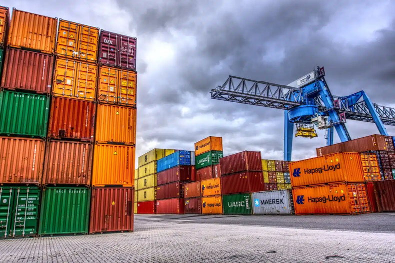 El Gobierno dejará de controlar un grupo de artículos de consumo que se comercializan en la Argentina y cuentan con un certificado de seguridad de su país de origen.