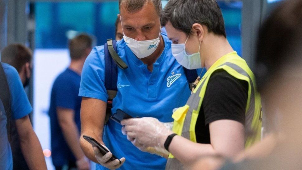 El capitán de Rusia afuera de la convocatoria por un video sexual