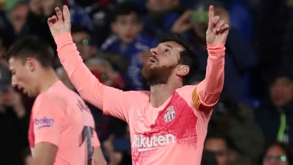 Messi confesó que mejoró sus tiros libre estudiando