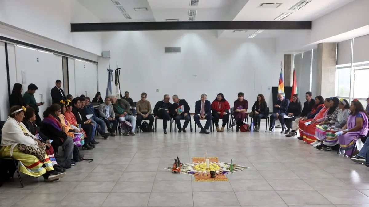 El Gobierno convoca a comunidades para una ley integral