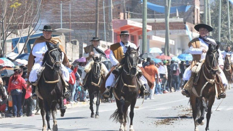 Tradicional desfile por el &Eacute;xodo Juje&ntilde;o - Foto de archivo&nbsp;