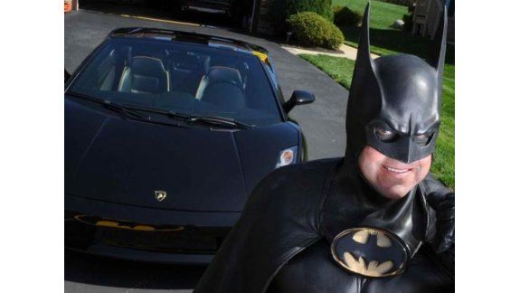 Muere arrollado el Batman del Lamborghini