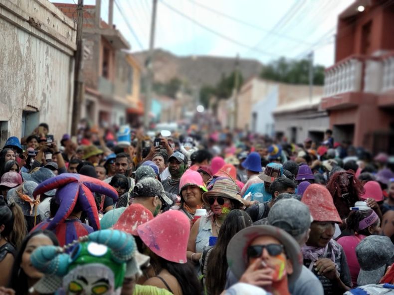 Habilitan un WhatsApp para emergencias en la Quebrada durante Carnaval (imagen ilustrativa)