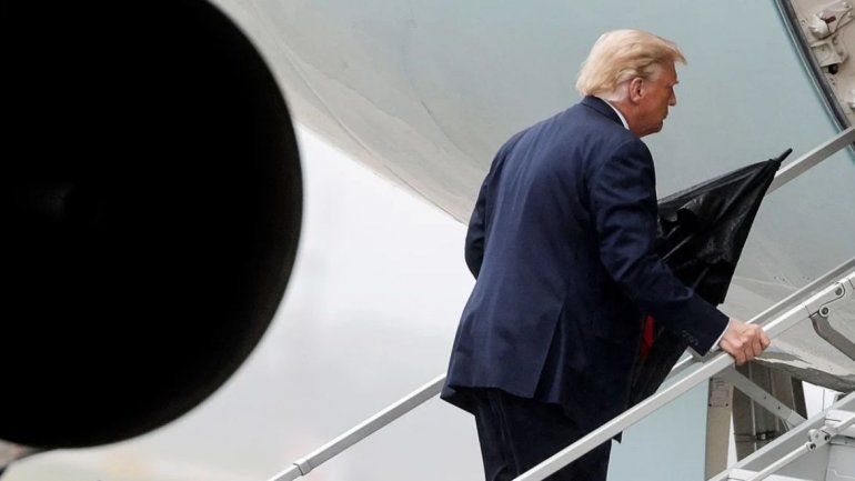 Donald Trump a punto de volar a Florida para un acto electoral. / Foto: Reuters Donald Trump a punto de volar a Florida para un acto electoral. / Foto: Reuters