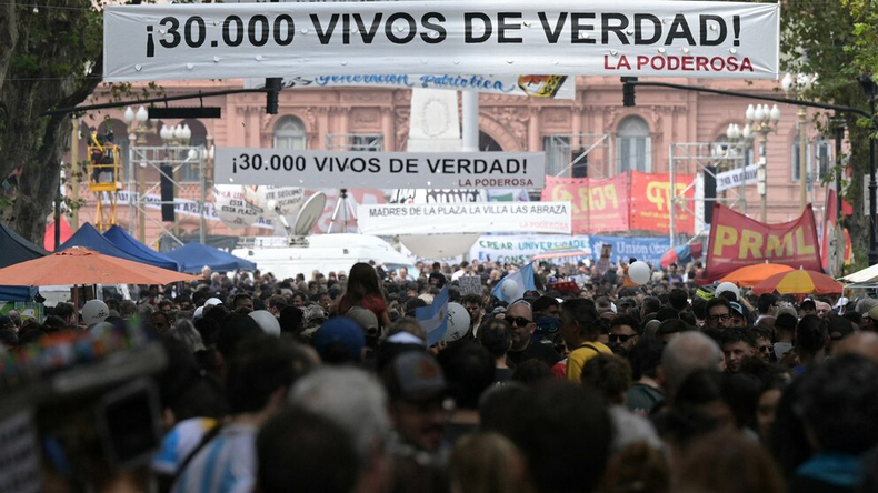 Banderas con la leyenda Banderas con la leyenda