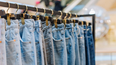 ni jeans ni sastrero: el pantalon que la rompe en la temporada otono-invierno 2025