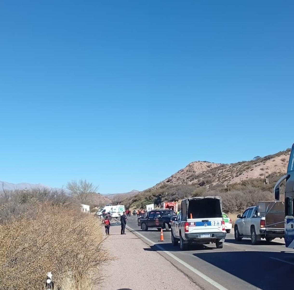 Corte total sobre la Ruta Nacional 9, a la altura de San Roque-Humahuaca