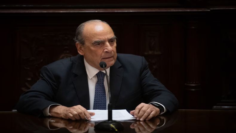 Guillermo Francos dio por finalizada su informe de gestión luego de que una senadora K lo acusara de “mentiroso”.