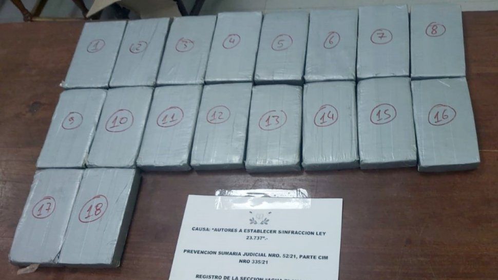 Decomisan 19 kilos de cocaína en el límite con Bolivia