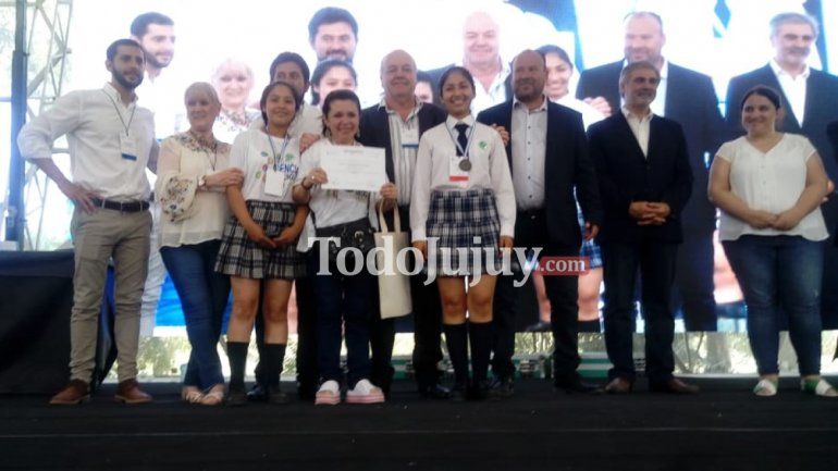 premio certamen de ciencia 3.jpg