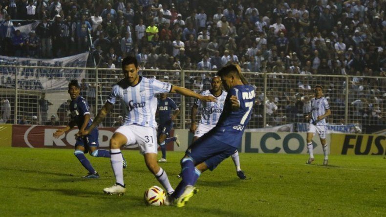 Atlético Tucumán se lo empató a Racing en el final: fue 2 a 2
