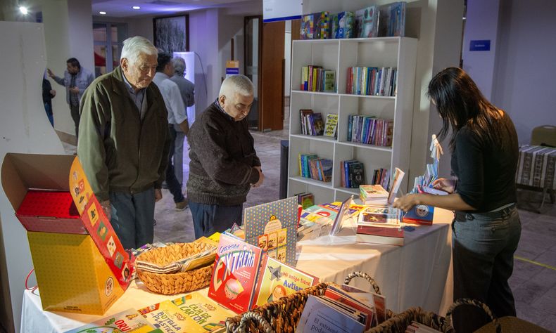 Abrió la 1raFeria del Libro Jujuy en las Yungas