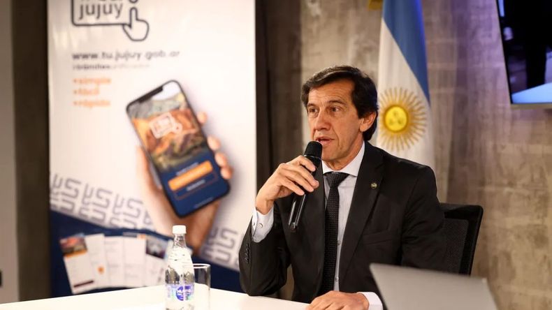 Carlos Sadir.