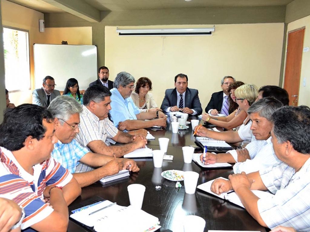 Reunión con gremios docentes