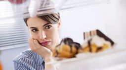 Es conveniente alejar el dulce del plato principal&nbsp;o comerlo antes del almuerzo o cena.