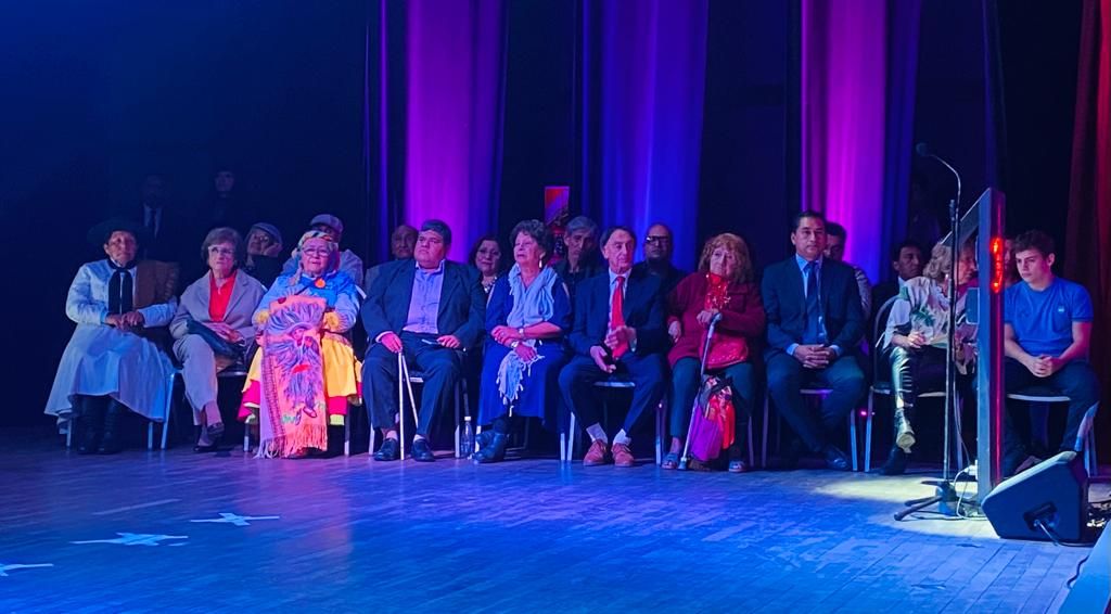 premios san salvador: noche de emocion y reconocimiento