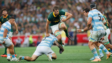 Los bicampeones del mundo vencieron a Los Pumas (Photo by PHILL MAGAKOE / AFP)