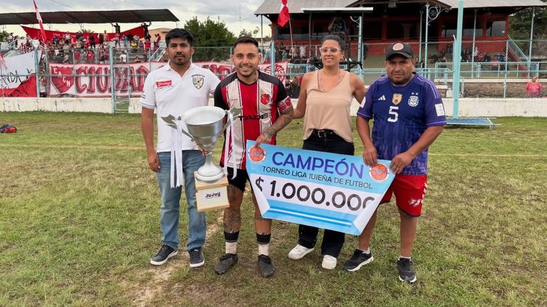 Ciudad de Nieva campeón (4)