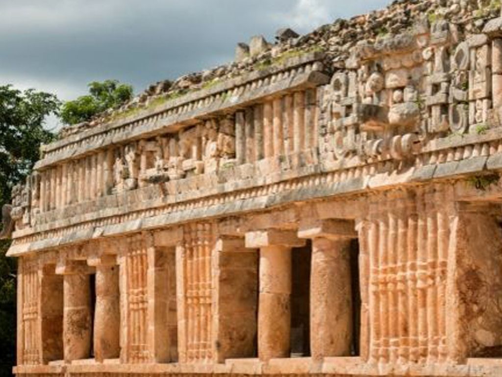 Mayas