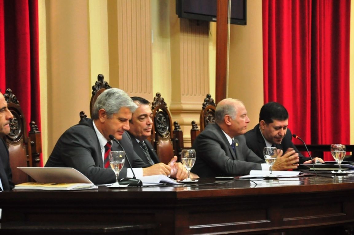 Parlamento del NOA