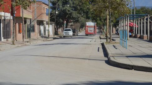 Todo Jujuy | Policías le salvaron la vida a un niño con autismo que convulsionó en Alto Comedero