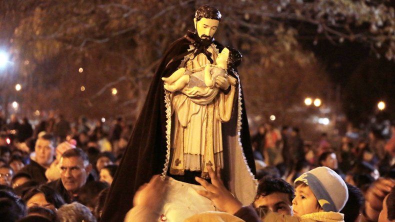 Misa, procesión y serenata en Palpalá para honrar a San Cayetano