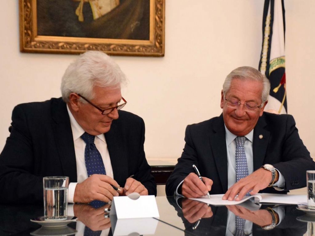 Firma de convenio