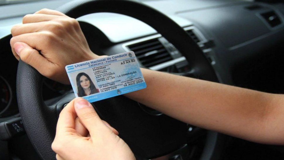 en san salvador prorrogaron el vencimiento de los carnet de conducir