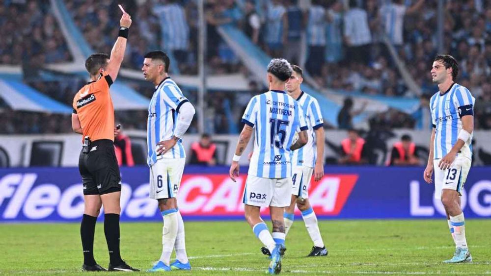 La dura sanción para Marcos Rojo tras la catarata de insultos al árbitro Zunino en el clásico de Racing vs River. &nbsp;
