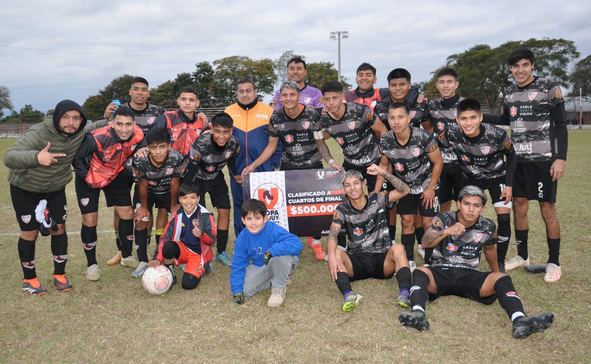 El último campeón pasó a cuartos de final de la Copa Jujuy.