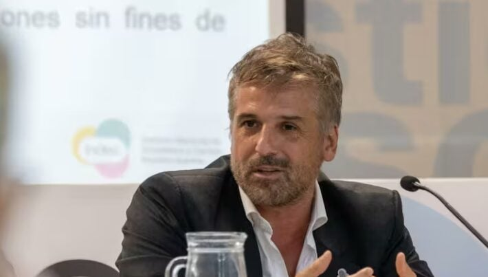 Pedro Lines.