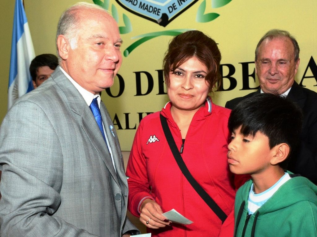 Entrega en Palpalá