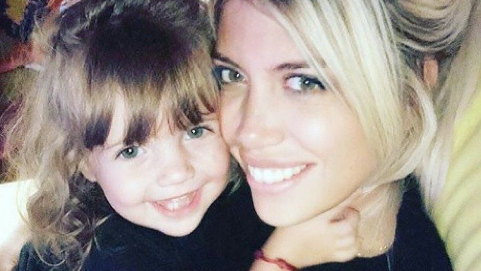 La pequeña de la familia: Isabella Icardi, debutó como modelo