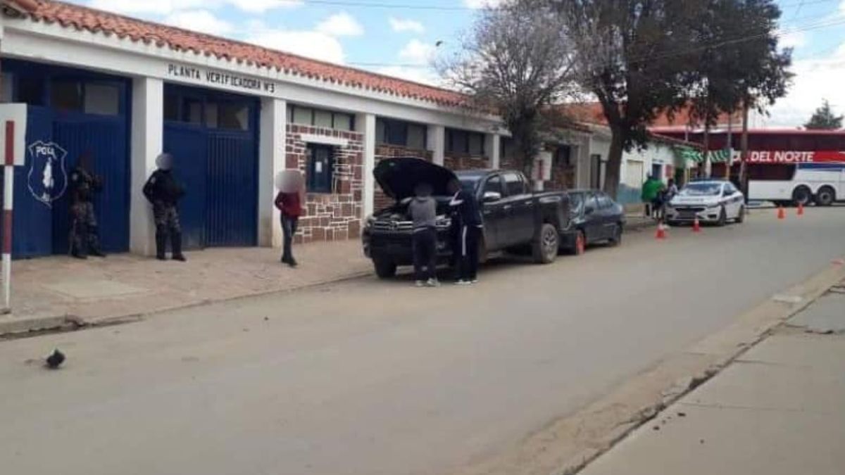 Persecución, detención y secuestro de tres vehículos robados en La Quiaca