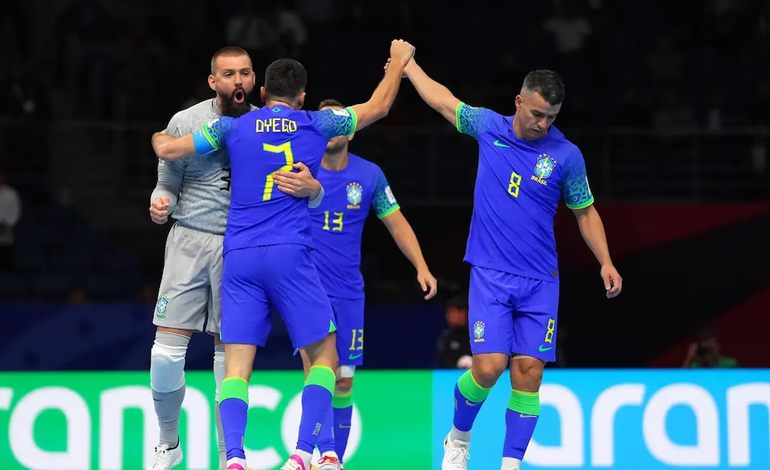 Brasil espera por Argentina en la final del Mundial de Futsal (FIFA)