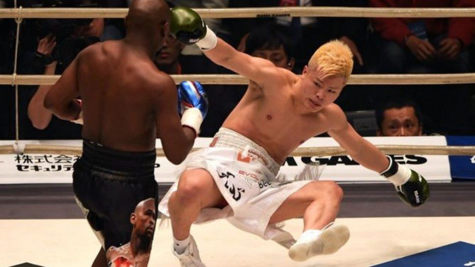 mayweather necesito dos minutos para ganar 88 millones de dolares