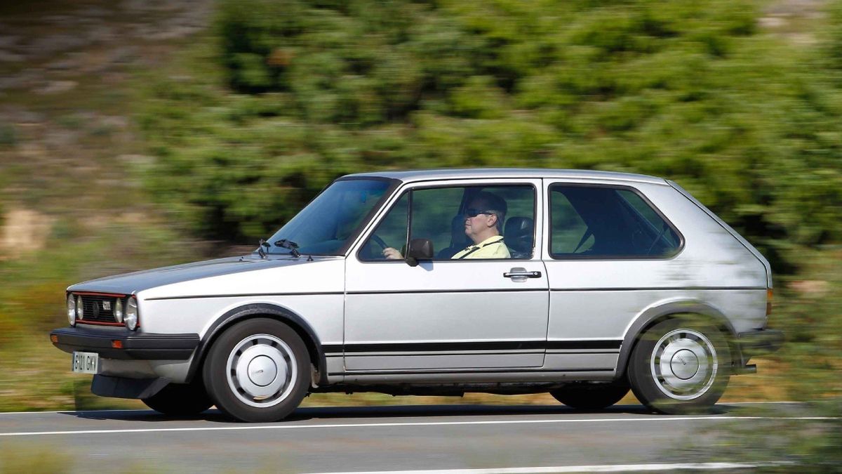 Autos con más de 25 años de antigüedad, no pagan patente: qué requisitos deben cumplir